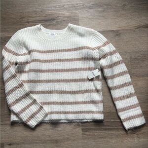 NWT stripe knitted sweater​​